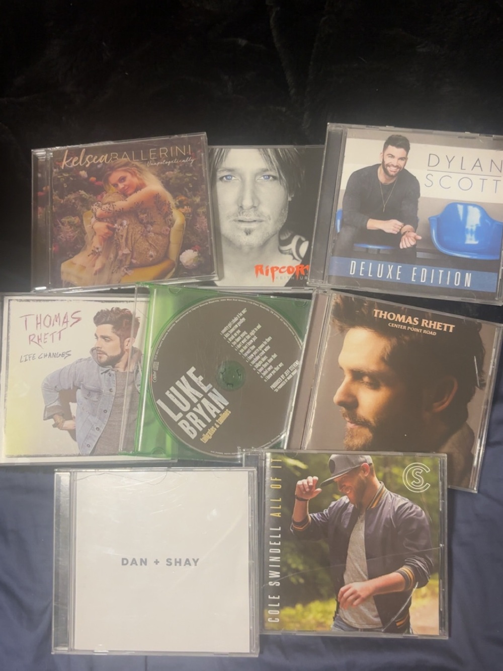 Lot of 8 Country CD Albums - Various Artists - Blue, Black, White, Green Covers